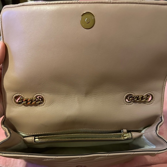 Tory Burch Kira Chevron Convertible Shoulder Bag - Picture 6 of 9